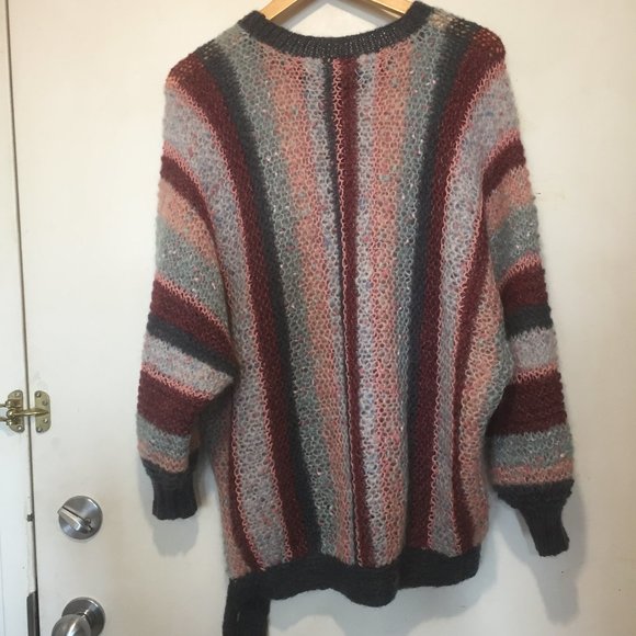 VINTAGE OVERSIZED LIGHTWEIGHT SWEATER - Picture 5 of 7